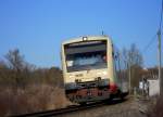 Am 20.2.14 war einer der beiden noch im alten Lack verkehrenden Triebwagen auf der KBS766 unterwegs. Das Fahrzeug hört auf die Nummer 650 618-1 und läuft bei der HzL unter der schlichten Bezeichung  VT215 . 
Aufgenommen zwischen Bodelshausen und Hechingen. 