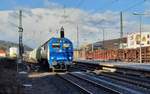 HLG DE 2700-01 (92 80 1251 001-4 D-BEBRA) mit leeren Holzwagen Richtung Fulda, am 19.03.2021 in Bad Hersfeld.