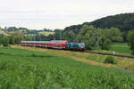 HSL 185 601-2  Nightrider  zieht für WFL den RE10b-Ersatzzug von Heidelberg nach Heilbronn und erreicht in Kürze Hoffenheim.