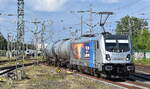 HSL Logistik GmbH, Hamburg [D] mit der Railpool Lok  187 343-9  [NVR-Nummer: 91 80 6187 343-9 D-Rpool] und einem Kesselwagenzug am 06.07.23 bei der Durchfahrt Bahnhof Braunschweig Hbf.