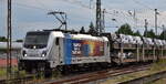 HSL Logistik GmbH, Hamburg [D]mit der Railpool Lok   187 343-9  [NVR-Nummer: 91 80 6187 343-9 D-Rpool] und einem PKW-Transportzug am 21.05.24 Höhe Bahnhof Stendal Hbf.