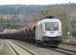 ES 64 U2-100 (182 600) von HUPAC/Raildox ist am 24.