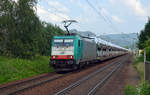 186 246 schleppte am 11.06.19 einen BLG-Autozug durch Krippen Richtung Bad Schandau.