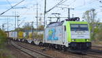 ITL - Eisenbahngesellschaft mbH, Dresden [D] mit  185 578-2  [NVR-Nummer: 91 80 6185 578-2 D-ITL] mit Containerzug Durchfahrt am 18.10.19 Bf.