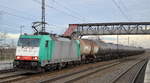 ITL - Eisenbahngesellschaft mbH, Dresden [D] mit  E 186 127  [NVR-Nummer: 91 80 6186 127-7 D-ITL] und Kesselwagenzug am 17.12.19 Bf.