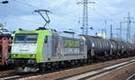 ITL - Eisenbahngesellschaft mbH, Dresden [D] mit  185 548-6  [NVR-Nummer: 91 80 6185 548-5 D-ITL] und Kesselwagenzug am 22.04.21 Durchfahrt Bf.