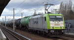 ITL - Eisenbahngesellschaft mbH, Dresden [D] mit  185 649-1  [NVR-Nummer: 91 80 6185 649-1 D-ITL] und einem Kesselwagenzug am 05.01.23 Berlin Blankenburg.
