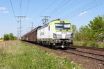 193 893-5 ITL - Eisenbahngesellschaft mbH mit einem H-Wagen Ganzzug in Stendal und fuhr weiter in Richtung Magdeburg.