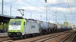 ITL - Eisenbahngesellschaft mbH mit der Captrain  185 581-6  [NVR-Number: 91 80 6185 581-6 D-ITL] und Kesselwagenzug am 28.08.18 Bf. Flughafen Berlin-Schönefeld.