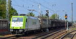 ITL - Eisenbahngesellschaft mbH mit  185 649-1  [NVR-Nummer: 91 80 6185 649-1 D-ITL] und einem Ganzzug Schiebewandwagen fährt nach Pause in Berlin Köpenick weiter Richtung Frankfurt/Oder am 27.08.19 Berlin Hirschgarten.