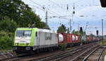 ITL - Eisenbahngesellschaft mbH, Dresden [D] mit der  185 598-0  [NVR-Nummer: 91 80 6185 598-0 D-ITL] und einem Containerzug Richtung Frankfurt/Oder am 27.08.23 Berlin Hirschgarten.