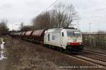 285 108-7 (ITL / BLG Logistics) fhrt am 27. Februar 2010 um 13:20 Uhr mit einem Gterzug durch Ahlten