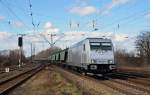 Mit der noch glänzenden 285 119 fuhr ITL am 22.02.14 einen Getreidezug durch Leipzig-Thekla Richtung Engelsdorf. Der Zug dürfte Bad Schandau als Ziel haben.