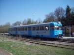 Bahnhof Wippra, Wipperliese wartet auf Anfahrt.14.04.09