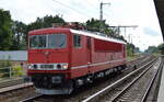 Leipziger Eisenbahnverkehrsgesellschaft mbH, Delitzsch (LEG) mit ihrer  250 247-4  (NVR:  91 80 6155 247-0 D-LEG ) am 13.09.22 in Berlin Buch Richtung Nordosten.