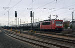 Am 17.03.19 wartet 155 078 der LEG in Bitterfeld mit ihrem Kesselwagenzug auf die Abfahrt Richtung Halle/Leipzig.
