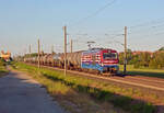 248 022 der LEG führte am Abend des 12.05.24 einen Kesselwagenzug durch Landsberg Richtung Halle(S).