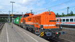 LOCON LOGISTIK & CONSULTING AG mit der Vossloh DE 18 von Beacon Rail angemietet, als Lok  321  (NVR-Nummer: 92 80 4185 028-2 D-BRLL) unterwegs, hier mit Containerzug verlässt sie den Hamburger