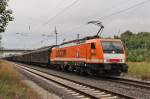 Am 2.September 2013 war Locon 189 821 mit einem langen H-Wagenzug in Elze(Han) auf dem Weg Richtung Süden.
