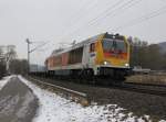 Locon 401, 264 005-5 bespannte auch am 13.02.2013 wieder den Tchibo-Containerzug gen Norden. Aufgenommen zwischen Eschwege und Albungen.