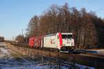 185 665 mit dem Stahlzug DGS 48849 am 06.02.2011 bei Grokarolinenfeld.