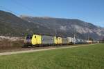 189 903 + 901 mit einem KLV Zug am 17.11.2012 bei Schwaz.