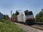 Die 186 108 am 05.06.2010 mit dem Hangartner KLV-Zug unterwegs bei Niederaudorf. 