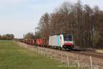 186 286-1 (Lokomotion) mit einem Güterzug in Großkarolinenfeld, 26. März 2014