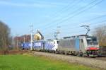 Lokomotion 186 287 und 186 662 mit KLV-Intercombi-Zug bei der Durchfahrt in Elsbethen Richtung Bischofshofen aufgenommen am 27.11.2014