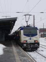 Schwungvoll verlässt der Tf am 29.12.2010 die ME 146-539-2 und übergibt den Zug an einen Kollegen, der ihn von Bremen nach Hamburg fahren wird.