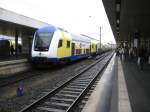 Der metronom nach Gttingen steht in Hannover zur Abfahrt bereit.
