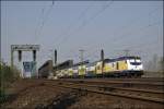 246 005 (9280 1246 005-3 D-ME)  Horneburg  schiebt den ME39422, Cuxhaven - Hamburg Hbf, ber die Sderlebbrcken.