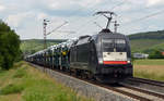 182 526 schleppte am 16.06.17 einen Autozug durch Retzbach-Zellingen Richtung Würzburg.