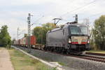 MRCE X4 E-615 mit einem Containerzug auf der Bahnstrecke Friedberg-Hanau bei Bruchköbel am 22.
