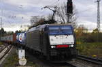 189 094 von MRCE mit Containerzug in Wesel, 20.11.16.