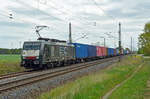 189 805 der MRCE führte am 08.05.22 für die Eurasian Railway Carrier einen Containerzug der neuen Seidenstraße durch Wittenberg-Labetz Richtung Dessau.