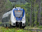 Triebzug 858 von National Express war Ende Juli 2020 in Ennepetal als RE7 Richtung Rheine unterwegs.