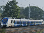 Der Elektrotriebzug 855 war Mitte September 2021 auf dem Ferngleis in Wuppertal-Unterbarmen unterwegs.