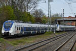 Der mit 862 gekoppelte Triebzug 366 von National Express war im April 2021 auf dem Ferngleis in Wuppertal-Unterbarmen zu sehen.