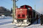 Dreiknigsdampf 2010. Mit Volldampf von Singen (Htw.) und Rottweil zur Dreiseenbahn (Singen-Engen-Donaueschingen-Titisee-Seebrugg und zurck). Die Personenzug-Tenderdampflokomotive 78 468 untersttzt von einer historischen Diesellok V 100 1041 aufgenommen am 02.01.2010 in Donaueschingen.