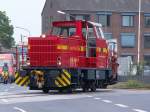 Eine MaK Lok X beim berqueren einer Strasse im Neusser Hafen.