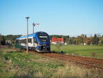 632 022 der NEB (VT 632.003) kommt als RB 63 (61364) (Schorfheidebahn) auf Gleis 2 aus Templin Stadt in den Bahnhof Joachimsthal eingefahren und passiert das ASig nach Templin.
