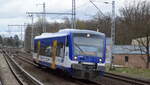 NEB - Niederbarnimer Eisenbahn mit dem  VT10  auf Dienstfahrt am 05.04.22 Berlin Buch.