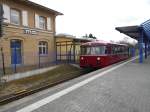 BR 795 der Berliner Eisenbahnfreunde als RB 27 Pendelverkehr der Niederbarnimer Eisenbahn nach Wensickendorf im Bf Basdorf 02.03.2016