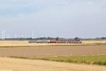 NEG 628 mit zwei IC Kurswagen am 25.07.2014 zwischen Dagebüll und Niebüll.