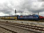 North Rail 192 014-9 ( 9180 6192 014-9 D-NRAIL ) abfahrbereit in Landshut am 3.10.2022