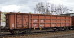 Offener Drehgestell-Güterwagen vom Einsteller On Rail GmbH mit der Nr. 37 RIV 80 D-ORME 5358 943-8 Eaos 153 P Ladegut: Schrott in einem Ganzzug am 19.02.20 Bf. Gol (Potsdam).