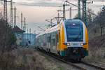 ODEG mit RE 9 nach Binz vor der Umlaufsperre des Rad u.Wanderweges in Lietzow. - 13.03.2024