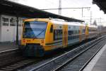 BERLIN, 27.02.2009, VT 650.70 und VT 650.66 (hinterer Wagen) der Ostdeutschen Eisenbahngesellschaft (ODEG) als OE36 nach Frankfurt/Oder im Bahnhof Berlin-Schöneweide