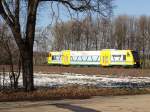 650 075-4 der ODEG zu sehen mit einem Container am 12.02.15 an der Schöpsdrehe bei Plauen/V.
Die Vogtlandbahn mietete Fahrzeuge von der ODEG an.